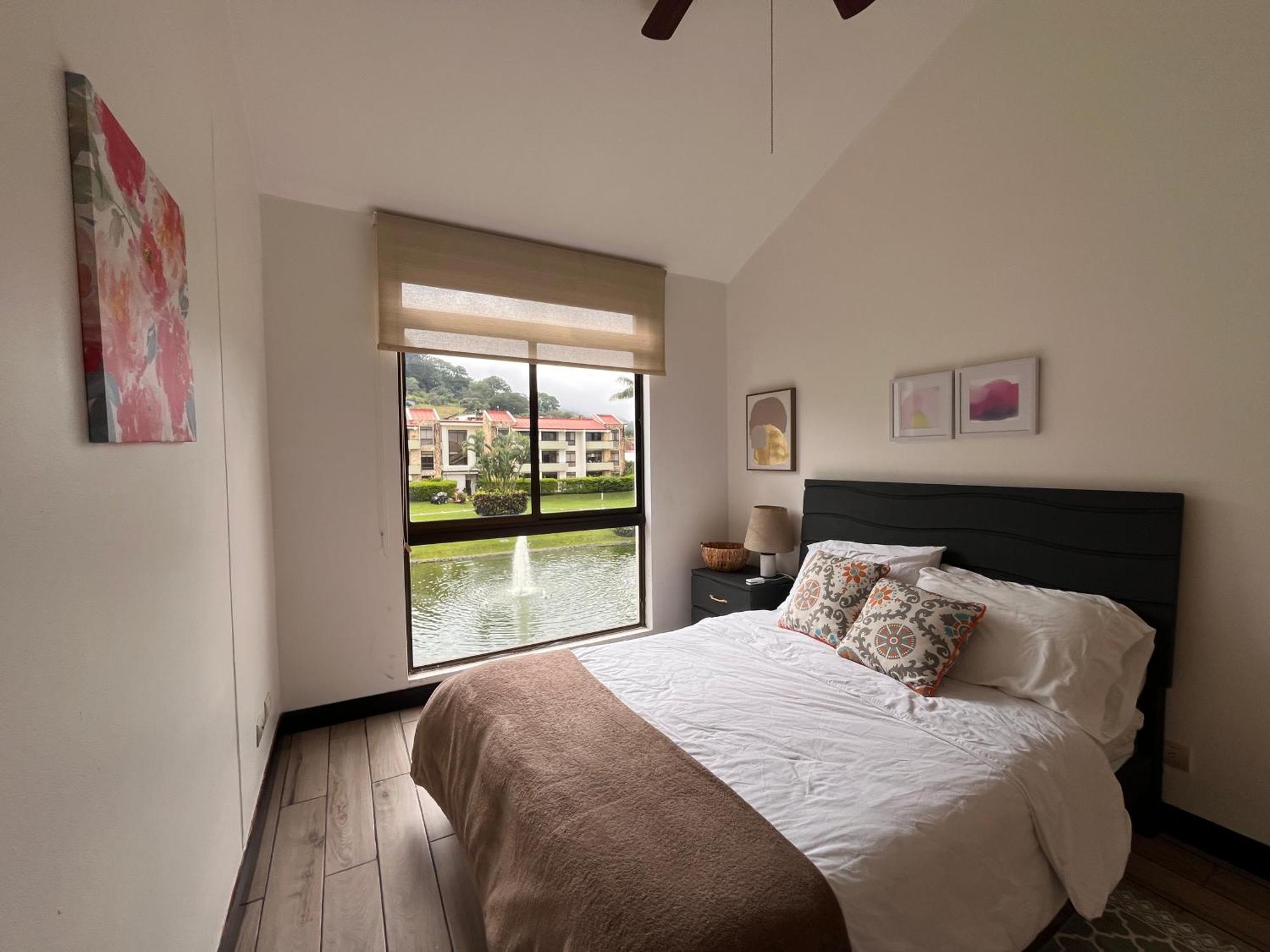 Cr Mariposa Rentals Lakeview Penthouse With Office Space, Pool, Gym, Tennis Santa Ana  Esterno foto